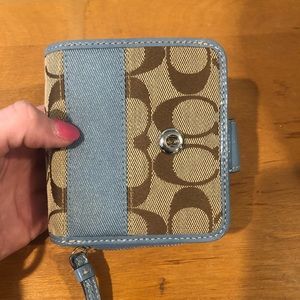 Cute coach small wallet !